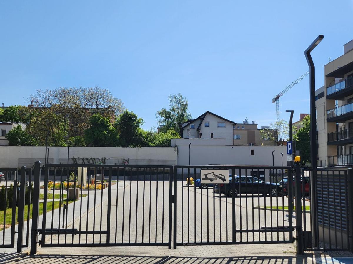 Dwa Jelonki, Ul Sciegiennego, Centrum, Garaz, Ogrodek Kielce Exterior foto